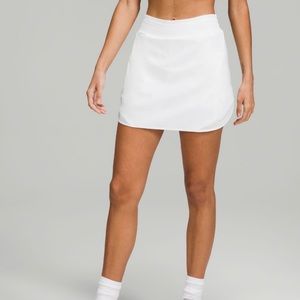 Lululemon Hotty Hot HR Skirt NWT size 6 Long White